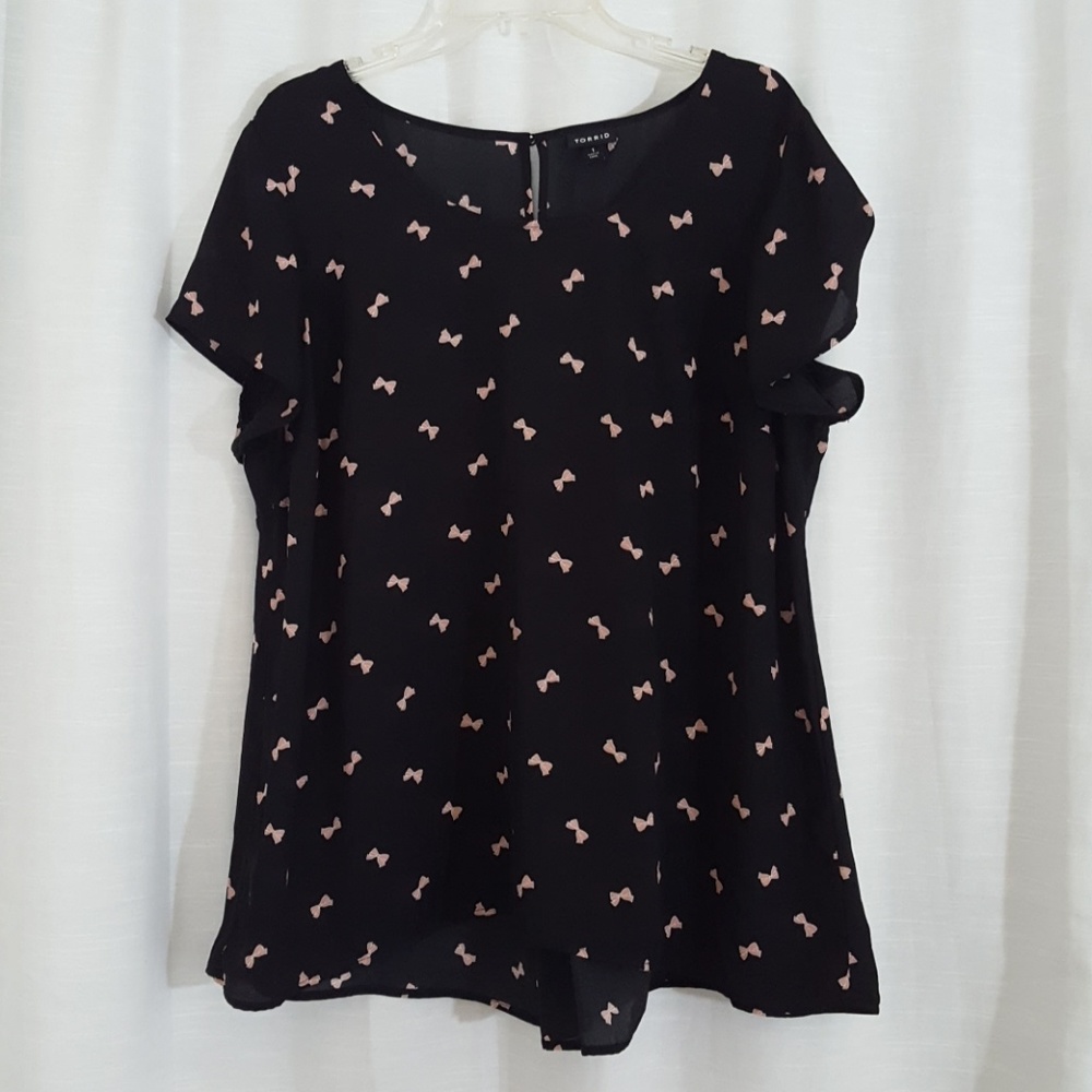 Torrid Blouse size 1